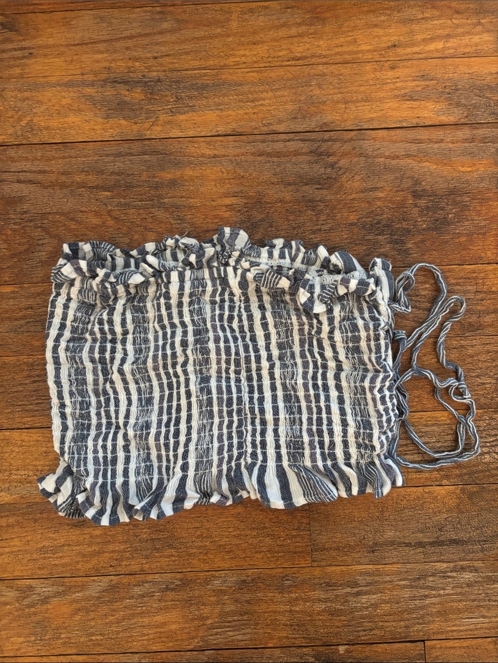American Eagle Outfitters Navy and White Smocked Strapless Crop Top